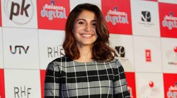 Anushka Sharma ऐक्टिंग के अलावा करती हैं ये काम, पति विराट कोहली का भी है इन बिजनेस वेंचर्स में नाम