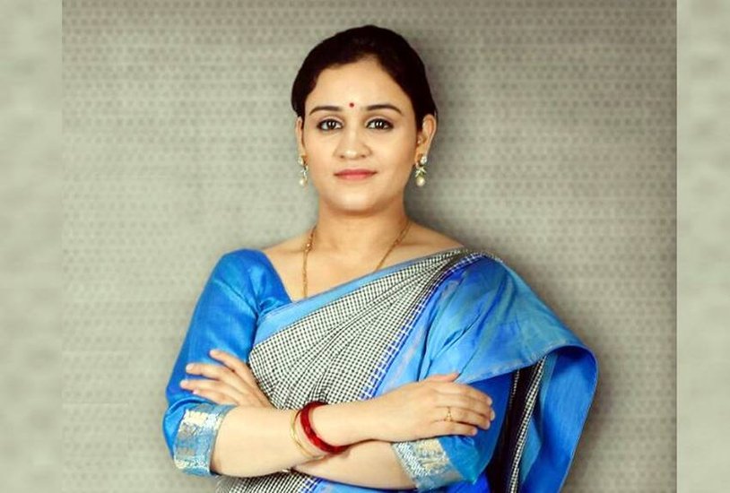 अपर्णा को पता था कि वह सीट उनके लिए मुश्किल है। वहां पर उनका मुकाबला बीजेपी की बड़ी नेता रीता बहुगुणा जोशी से होना था।