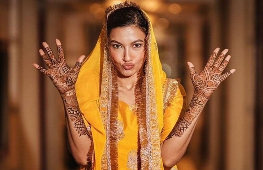 एंकर, मॉडस और एक्ट्रेस गौहर खान ने बिग बॉस सीजन 7 जीता था। बिग बॉस में जीत के बाद इन्हें 50 लाख रुपये प्राइज मनी मिली थी।