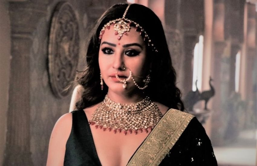 टीवी एक्ट्रेस शिल्पा शिंदे बिग बॉस सीजन 11 जीती थीं। जीत हासिल करने के बाद शिल्पा को ट्रॉफी के साथ 50 लाख रुपये प्राइज मनी मिला था।