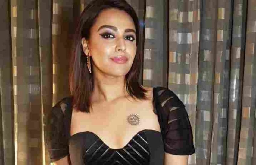 JNU से जर्नलिज्म की पढ़ाई कर चुकीं स्वरा भास्कर इंडस्ट्री में एक बड़ा नाम इसलिए बन गईं क्योंकि वह हमेशा से अलग-अलग मुद्दों पर अपनी आवाज उठाती रहती हैं। 14 फिल्मों में स्वरा की 9 फिल्में फ्लॉप रही हैं।