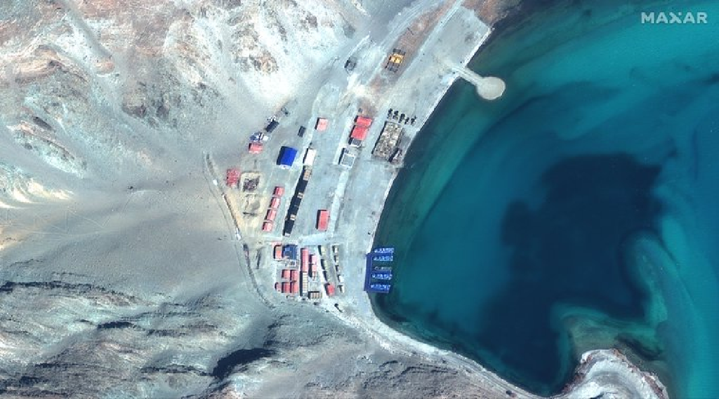 Ladakh, China, Building a bridge, Pangong Lake, Satellite images, Danger for India