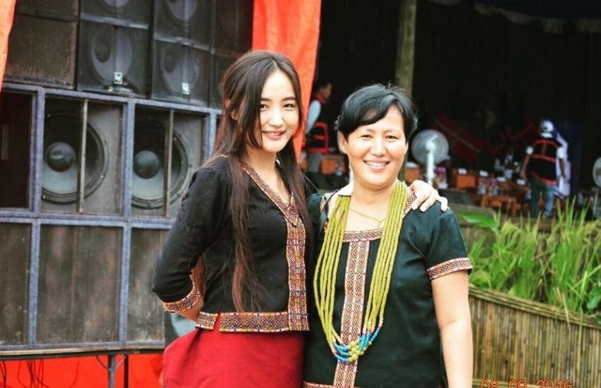 एक्टिंग, मॉडलिंग और NGO चलाने के अलावा वो एक सफ़ल बिज़नेस वूमेन भी हैं। अरुणांचल प्रदेश के पासीघाट में उनका 'Cafe Chu' नाम का एक कॉफ़ी कैफ़े भी है।