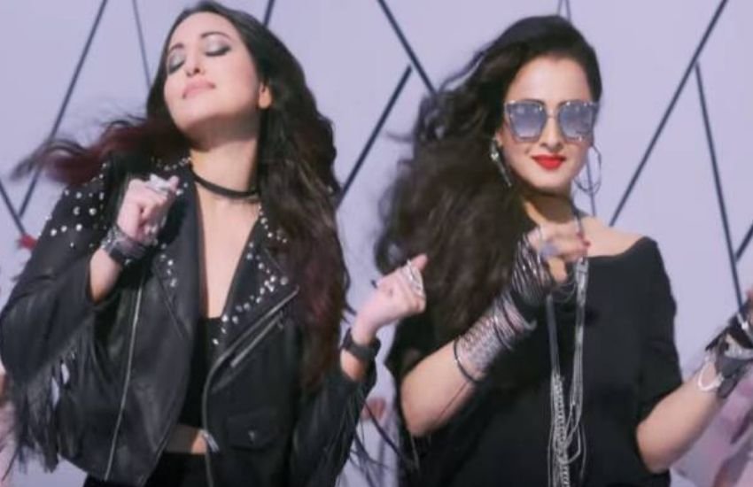 धर्मेंद्र ने कहा था कि वो दोनों एक दूसरे से हमेशा खुलते रहे और आज भी खुलते ही जा रहे हैं। वह बहुत ‘अच्छी लड़की’ है।