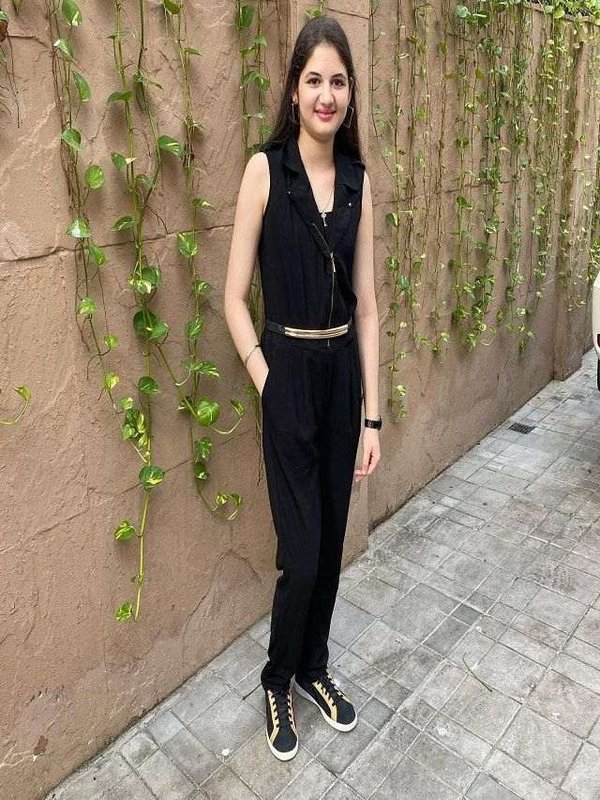 HARSHILA MALHOTRA - CUTE MUNNI