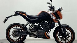 बस 74 हजार में यहां मिलेगी 1.8 लाख वाली KTM Duke 200, तेज रफ्तार और स्टाइल के साथ मिलेगी 1 साल की वारंटी