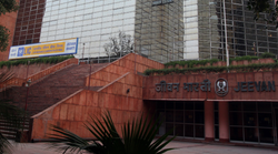 देश का अब तक का सबसे बड़ा IPO कब लाएगी LIC? अधिकारी ने बताया; जानें- क्या होते हैं इसके लाभ और नुकसान