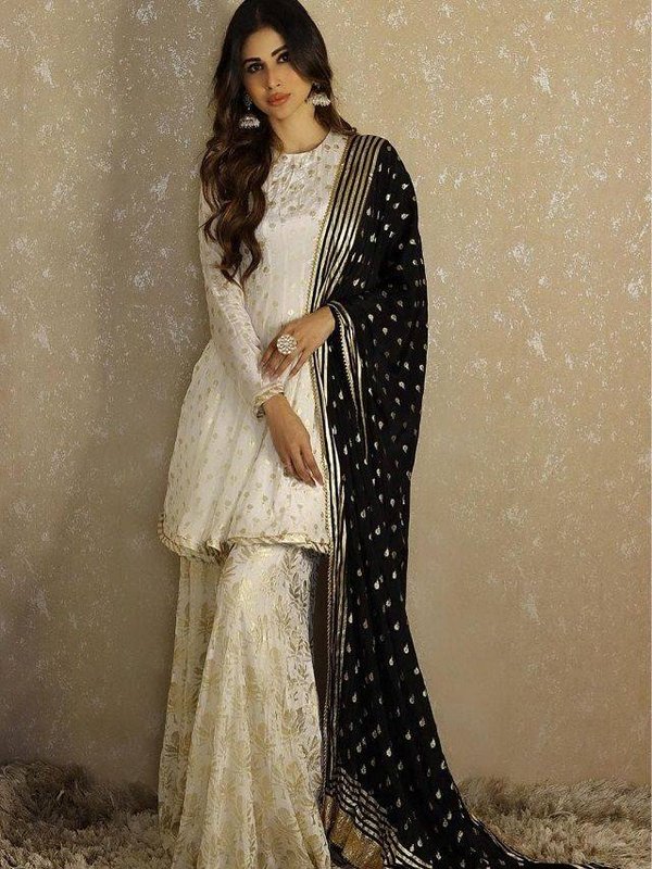 MOUNI ROY IN SHARARA STYLE