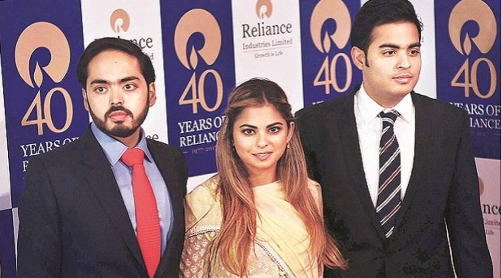 Reliance के अगले सरताज की दौड़ में आकाश-अनंत और ईशा के नाम, जानिए- फिलहाल ये क्या करते हैं काम? (File Photo)