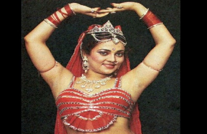 राम तेरी गंगा मैली फिल्म से मशहूर हुई मंदाकिनी और राजीव कपूर की जोड़ी को एक बार फिर फिल्म नाग-नागिन में नजर आई थी, लेकिन ये फिल्म फ्लाप हो गई थी।