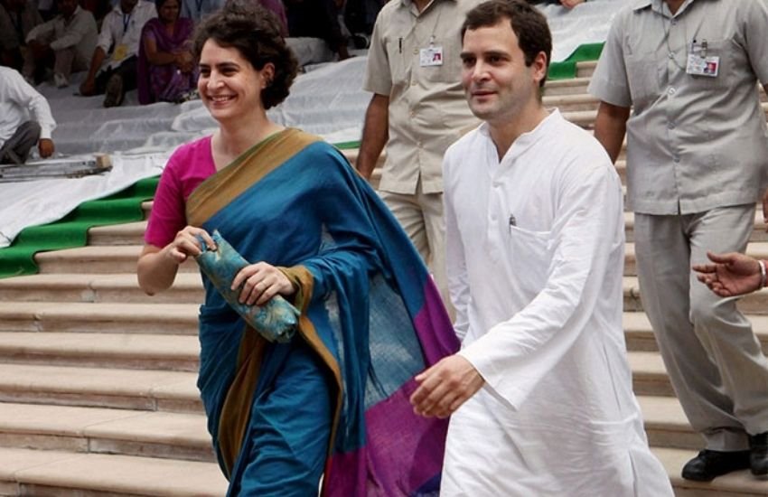 प्रियंका ने बताया कि वह और राहुल घर पर ही रहते थे। वही एक दूसरे के दोस्त भी थे और भाई बहन भी।