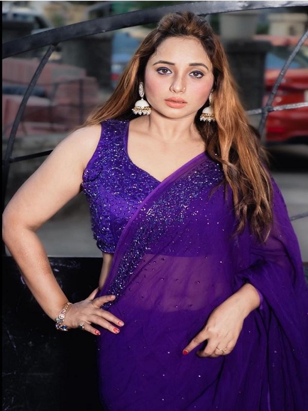 RANI CHATTERJEE IN PUPRLE SAREE