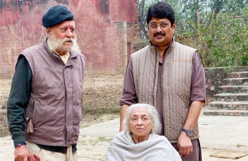 राजा भैया का कहना था कि हत्या, डकैती, चोरी जैसे हर छोटे-बड़े एफआईआर में उनका नाम शामिल होता था।