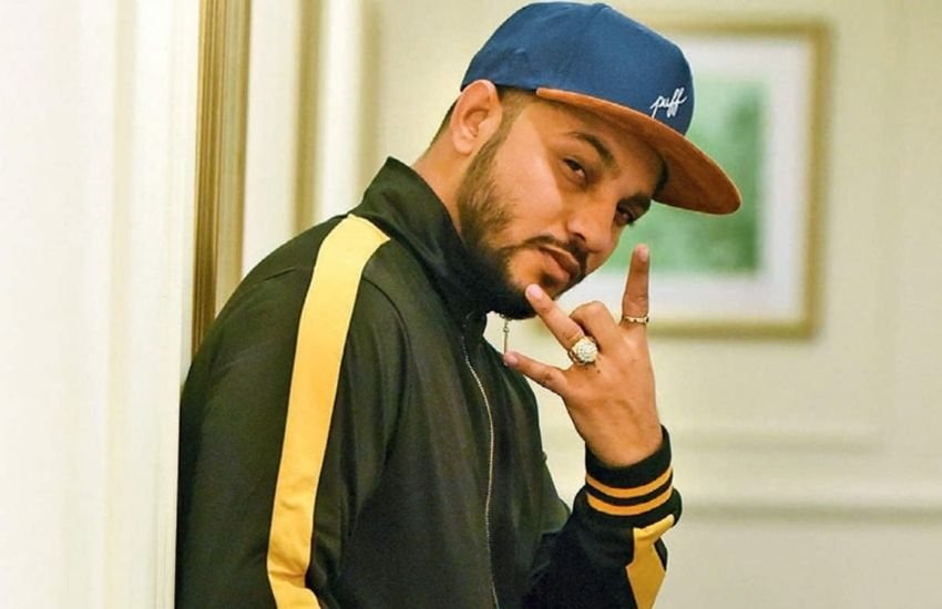 रफ़्तार का असली नाम दिलिन नायर है। इनका 'कसूता' गाना खूब फेमस हुआ था।