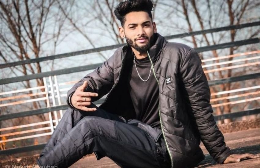 बोहेमिया का असली नाम रोज़र डेविड है।