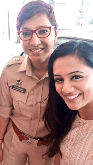 रश्मि ने यूपीएससी की तैयारी भी की थी। वह सिविल सेवा में जाना चाहती थीं। हालांकि ऐसा हो ना पाया था।