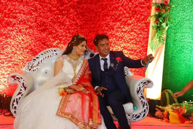 2017 में संघमित्रा ने तलाक की अर्जी लगाई थी जिस पर जनवरी 2021 में कोर्ट की मुहर लगी।