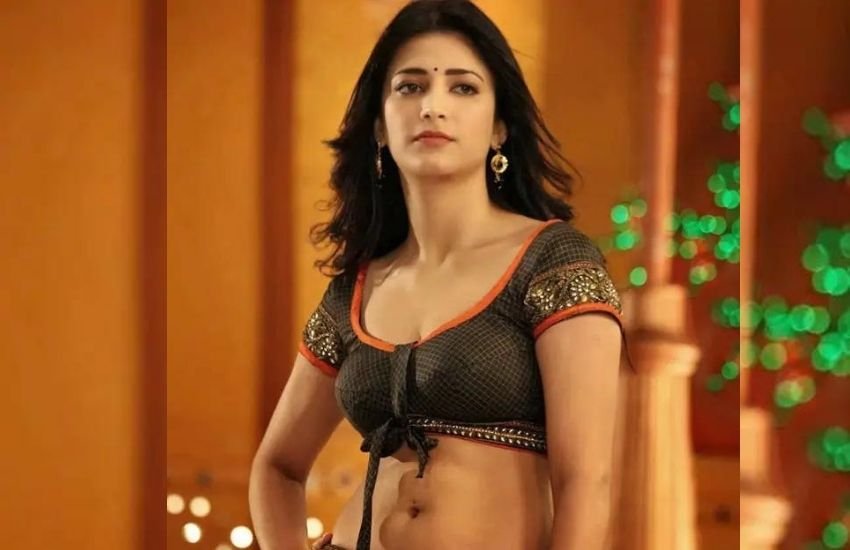 श्रुति का नाम कभी रणबीर कपूर के साथ तो कभी सामंथा रुथ प्रभु के एक्स हसबैंड नागा चैतन्य तो कभी सुरेश रैना तक से जुड़ चुका है।