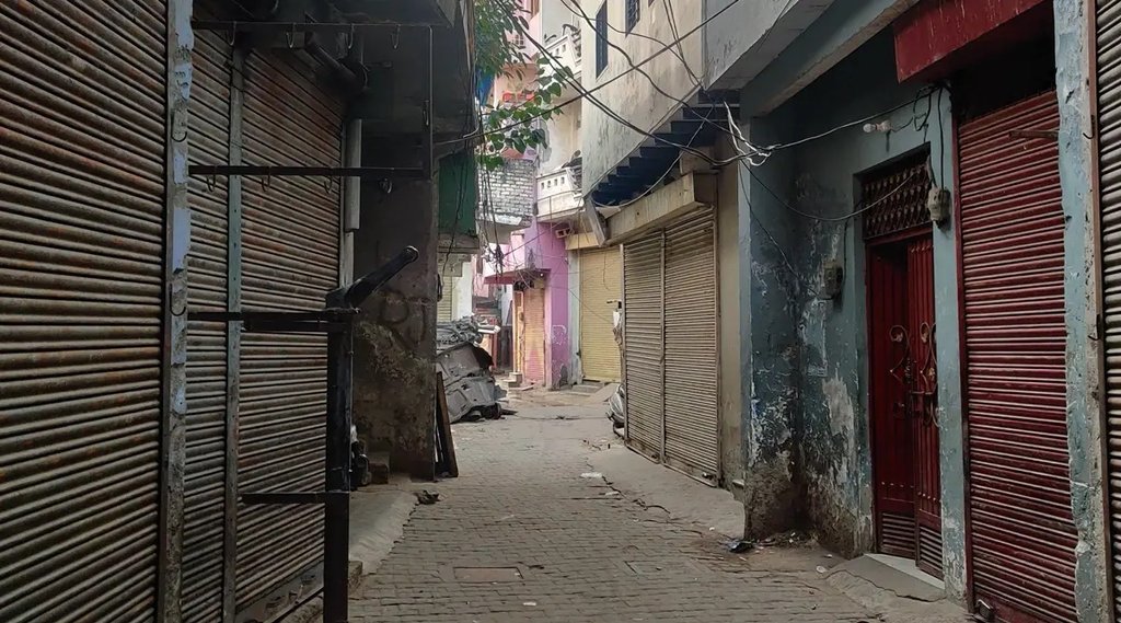 Sotiganj illegal auto parts trade, cm yogi aditynath, meerut sotiganj scrap market