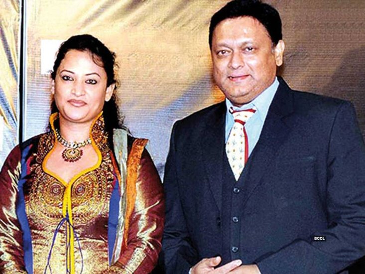 रिंकू करमरकर ने अपने को एक्टर किरण करमरकर से शादी की थी। 2018 में दोनों का तलाक हो चुका है।