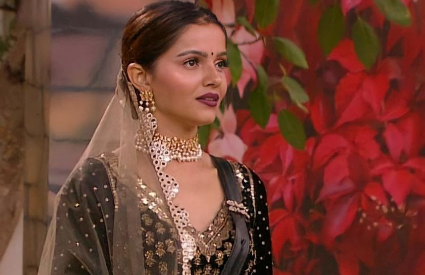 रुबीना दिलैक ‘शक्ति अस्तित्व के एहसास की’ से जब अलग हुईं तो सेट पर आखिरी दिन रो पड़ी थीं। सेट की तस्वीरों को सोशल मीडिया पर शेयर करते हुए भी रुबीना ने दिल छूल लेने वाला पोस्ट शेयर किया था।