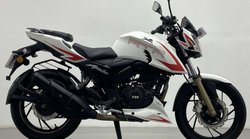 बस 66 हजार में यहां मिलेगी डबल डिस्क और ABS वाली TVS Apache RTR 200 4V, कंपनी देगी 1 साल की वारंटी