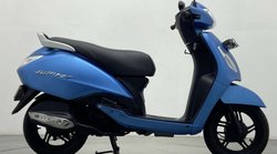 चमचमाता हुआ TVS Jupiter खरीदें मात्र 41 हजार में, 64 kmpl माइलेज के साथ मिलेगी 1 साल की वारंटी