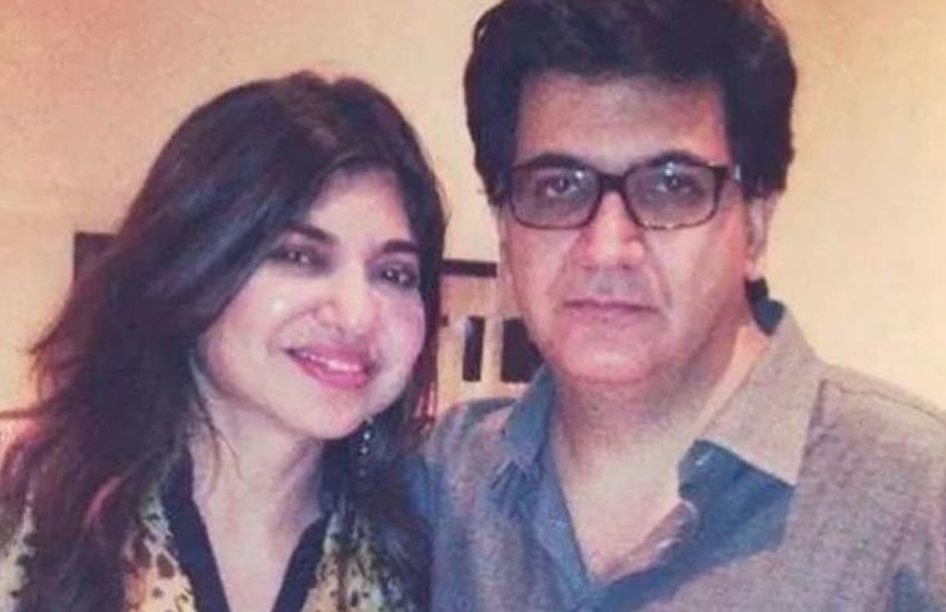 बॉलीवुड की बेहतरीन प्लेबैक सिंगर अल्का याग्निक की शादी को पूरे 28 साल हो गए हैं। अलका ने साल 1989 में शिलांग निवासी एक बिजनेसमैन नीरज कपूर के साथ शादी की थी और काम में व्यस्त रहने की वजह से ये दोनों अलग-अलग ही रहे है। लेकिन दोनों के रिश्तें में प्यार कभी कम नहीं हुआ है। Photos:Social Media