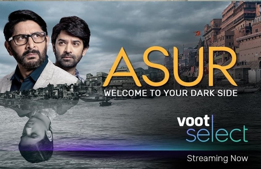 वूट की डिटेक्टिव सीरीज़ असुर- वेलकम टू योर डार्क साइड भी अरशद वारसी की थ्रिलर स्टोरी पर बेस्ड हैं।