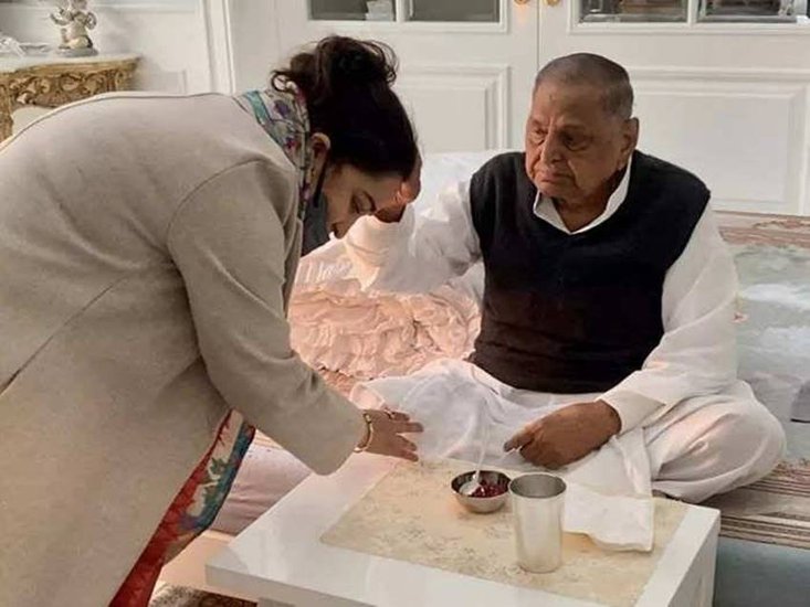 पिछले दिनों मुलायम सिंह यादव की छोटी बहू अपर्णा यादव बीजेपी में शामिल होने को लेकर काफी चर्चा में रहीं. अपर्णा मूल रूप से उत्तराखंड के राजपूत परिवार से हैं।