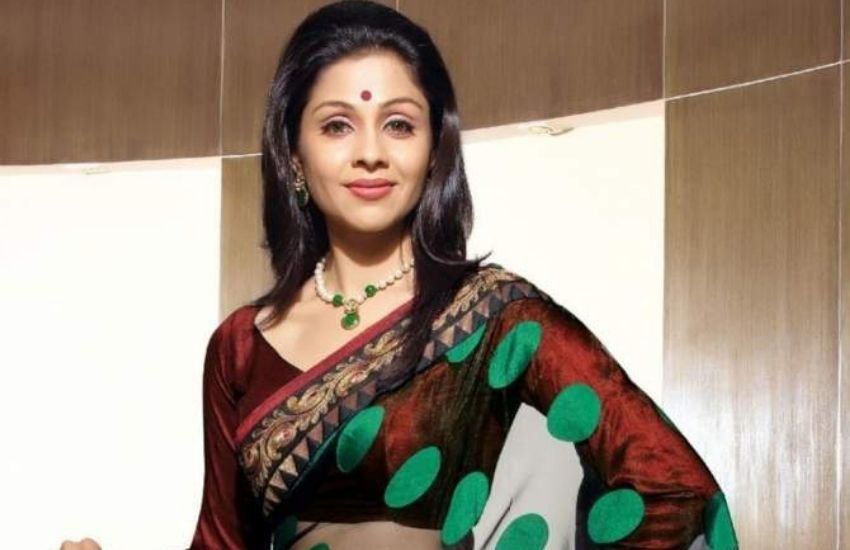 मानसी साल्वी 30 की उम्र में 'एक आस्था ऐसी भी' शो में 23 साल की टीना एन फ़िलिप की मां का किरदार निभा की थीं। Photos: Social Media