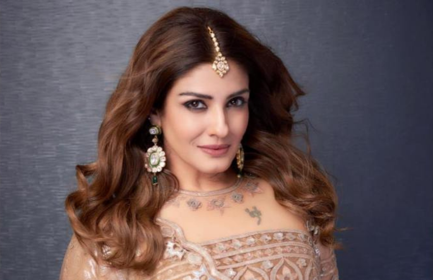 साल 2004 में 'साहिब बीवी गुलाम' से बाॅलीवुड एक्ट्रेस रवीना टंडन ने अपना टीवी डेब्यू किया था, लेकिन ये शो कुछ कमाल नहीं कर सका और छह महीने में बंद कर दिया गया था।