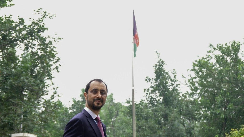 चीन में अफगानिस्तान के राजदूत जाविद अहमद ने वित्तीय सहित कई अन्य कारणों की वजह से इस्तीफा दे दिया। (फोटो: ट्विटर/ JavidQaem)