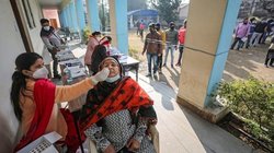 Delhi Weekend Curfew: दिल्ली में हटा वीकेंड कर्फ्यू, 50 फीसदी क्षमता के साथ खुलेंगे रेस्तरां और सिनेमा, जानें क्या हैं नए नियम