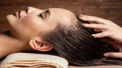 Hair Care Tips: सर्दी में बालों को हेल्दी बनाना चाहते हैं तो इन 5 तरीकों से करें केयर