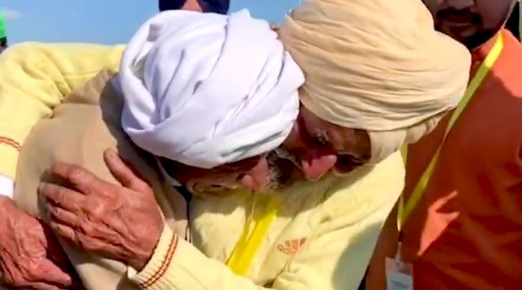 kartarpur corridor two brothers, indian pakistan,