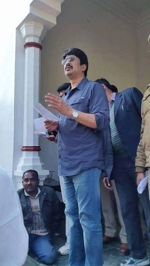 राजा भैया ने इस सवाल के जवाब में अपनी सफाई देते हुए कहा कि ये सब बेबुनियाद आरोप हैं। बकौल राजा भैया जिस समय लखनऊ गेस्ट हाउस कांड हुआ था तब वह अपने गांव बेंती में थे।  उन्होंने साफ कहा कि हमने ऐसा नहीं किया और स्टेट गेस्ट हाउस कांड से उनका कोई लेना-देना नहीं है।