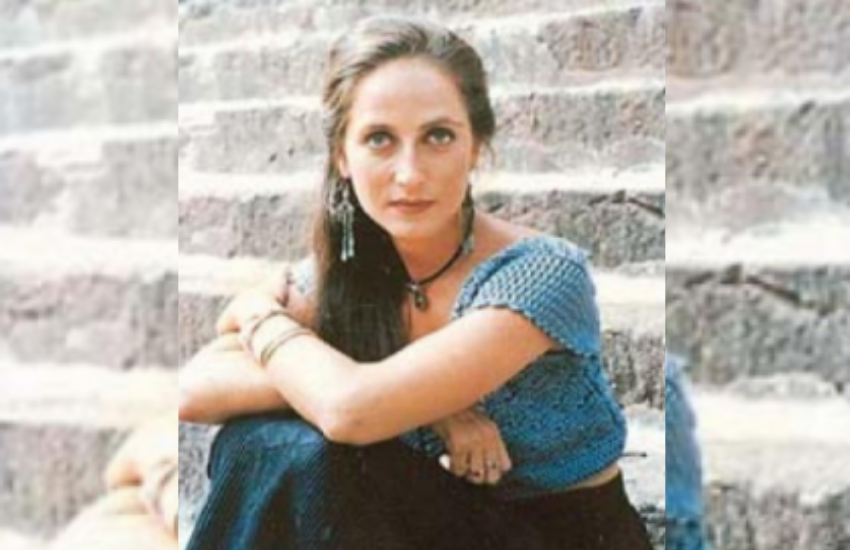 संजना ने 1988 में आई मीरा नायर की फिल्म ‘सलाम बॉम्बे’ में भी काम किया था। इस फिल्म को भारत की तरफ से 61वें एकेडमी अवार्ड्स यानी ऑस्कर में, ‘इंटरनेशनल फीचर फिल्म’ की कैटेगरी में भेजा गया था। 
