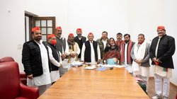 कैमरे के सामने रो पड़ीं योगी के खिलाफ चुनाव लड़ने वाली सुभावती शुक्ला, बताई भाजपा से नाराजगी की वजह