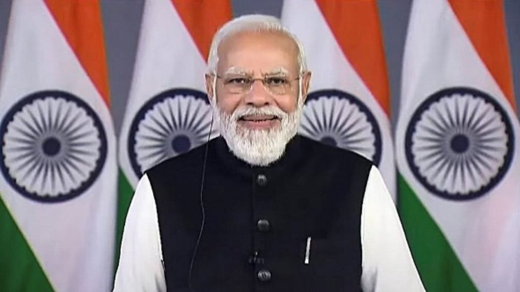 वर्ल्ड इकोनॉमिक फोरम के दावोस एजेंडा समिट को संबोधित करते पीएम मोदी (फोटो: पीटीआई)
