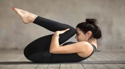 Yoga For Constipation: कब्ज-तनाव दूर करने में मददगार हैं ये 6 योगासन