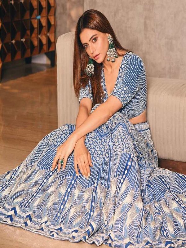 AAMNA SHARIF IN TRADITIONAL LOOK