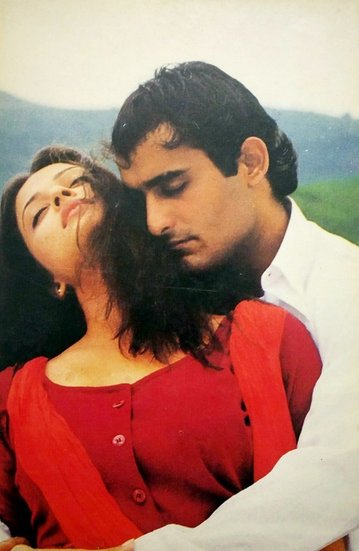 अक्षय ने खुद कबूल किया था कि ऐश्वर्या जब भी सामने आती थीं वह उन्हें पागलों की तरह घूरने लगते थे।