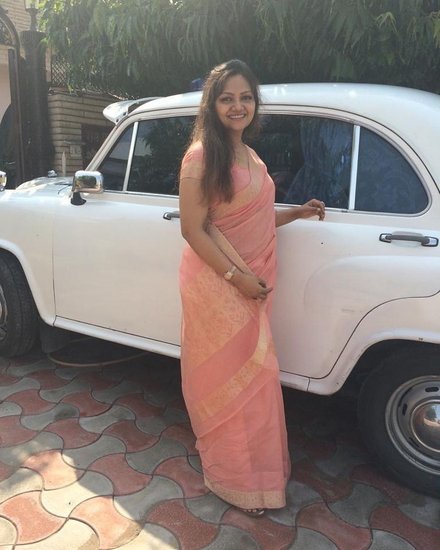 अनुपमा राग के इंस्टाग्राम अकाउंट से पता चलता है कि वह घूमने का काफी शौकीन हैं। 