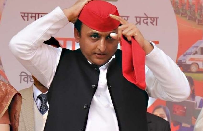 बता दें कि अखिलेश यादव के कुंडा में कुंडी लगाने का बयान राजा भैया को नागवार गुजारा था।