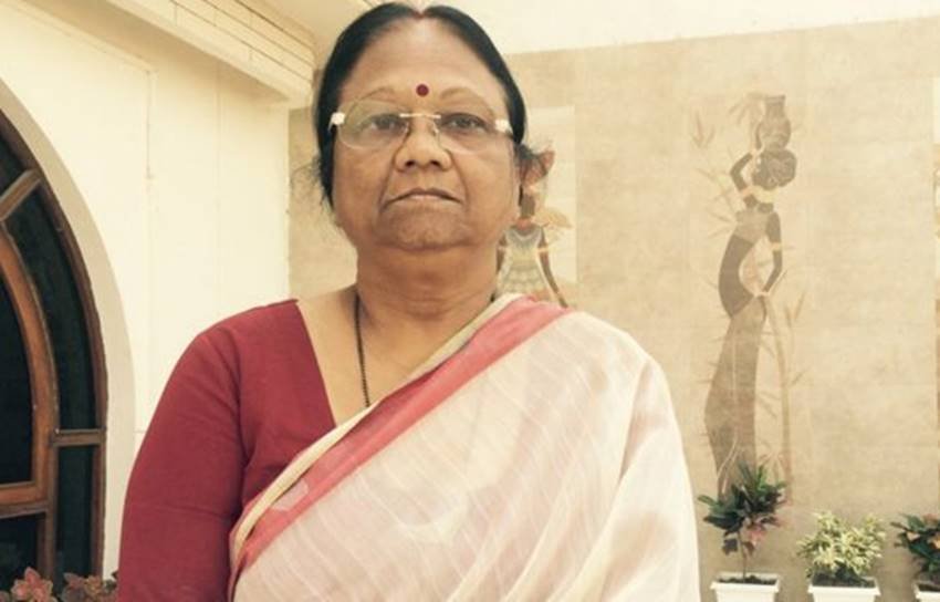 अनुपमा की मां और अनुराग भदौरिया की सास सुशीला सरोज को समाजवादी पार्टी ने लखनऊ के पास मलिहाबाद से अपना प्रत्याशी बनाया है।