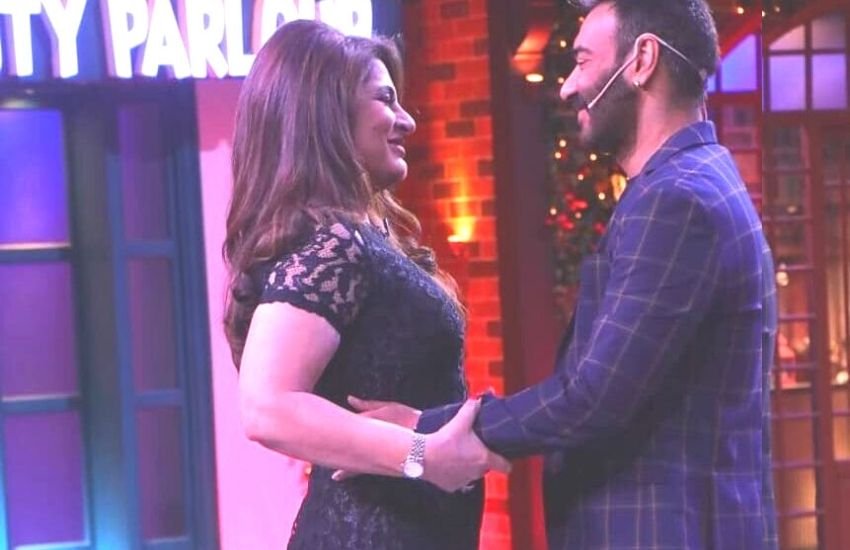 अर्चना पूरन सिंह भले ही धर्मेंद्र की दीवानी रही हों,लेकिन असल जिंदगी में उनके कई चाहने वाले थे। द कपिल शर्मा शो में पहुंचे एक एक्टर ने भी बताया था कि एक समय अर्चना उनका क्रश थीं और उनके लिए वह दुबई में अपना शो रुकवा दिए थे।