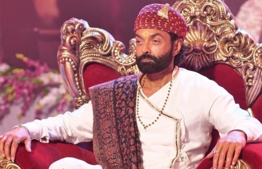 Netflix की बेवसीरीज क्‍लास ऑफ 83 और MX Player की बेवसीरीज आश्रम में बॉबी का जबरदस्त रोल था। दोनों ही फिल्में उनके गिरते करियर के लिए बहुत बड़ा सहारा बनी थीं।