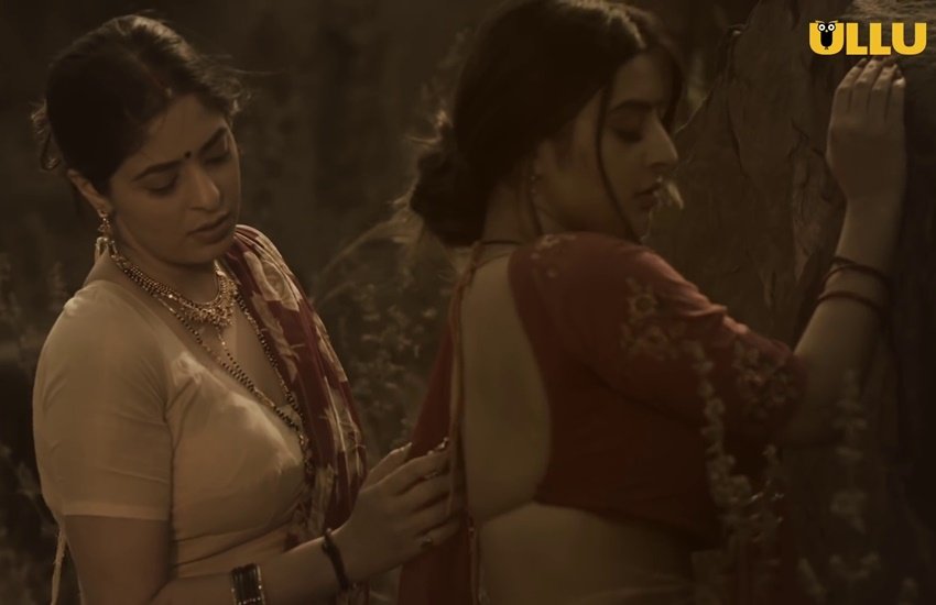 Boldest Web series in Hindi On Ullu App: ओटीटी (OTT) पर उल्लू ऐप ऐसा फ्लेटफॉर्म है जो अपनी बोल्ड फिल्मों और वेब सीरीज के लिए चर्चित है। इस ऐप पर कई ऐसी फिल्में और वेब सीरीज हैं जिनमें इंटिमेट सीन्स की भरमार हैं। इस प्लेटफॉर्म पर ज्यादातर वेब सीरीज अडल्ट (Adult Web Series) कैटेगरी की हैं। आइए डालते हैं नजर उल्लू ऐप (Ullu App) की चर्चित बोल्ड वेब सीरीज पर एक नजर: 