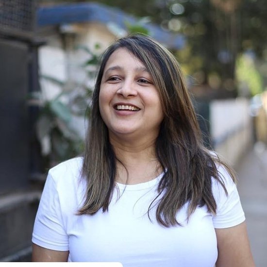 बात नंदिता कोठारी की करें तो वह एंटरटेनमेंट इंडस्ट्री का चर्चित चेहरा रही हैं। 